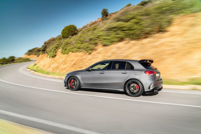 新一代 Mercedes-AMG A45 S 4Matic+ 正式登场，新增漂移模式，最大输出功率达 421 PS／500 Nm，3.9秒破百！ 99977