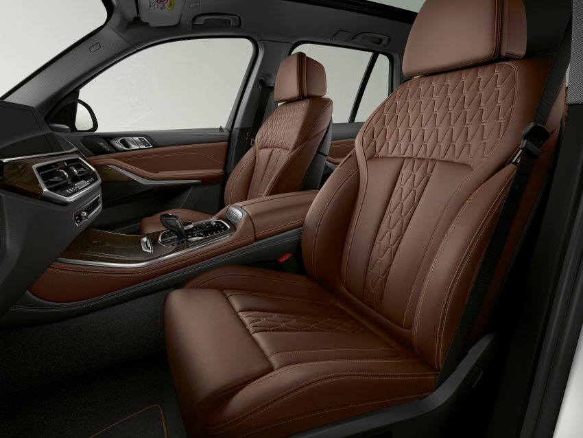 BMW X5 xDrive45e 油电版本正式首发，综合马力近400匹 104442