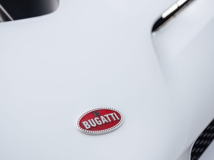 庆祝建厂110周年，全新超跑 Bugatti Centodieci 正式发布！1,600匹最大马力，2.4秒破百，全球限量10辆发售！ 103489