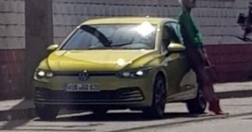 发布在即，Mk8 Volkswagen Golf 无伪装亮相街头拍广告 102694