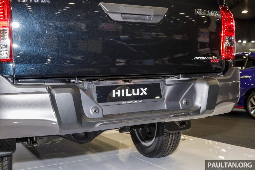 Toyota Hilux 2.8 Black Edition 本地面市, 售价14万令吉 103325