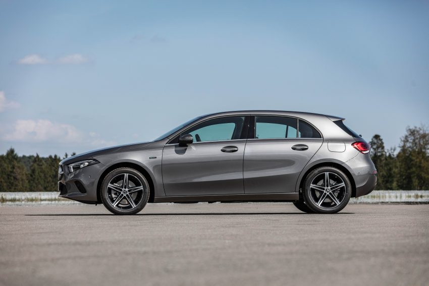 Mercedes-Benz A250e, A250e Sedan 和 B250e 全球首发 103539