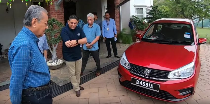 视频：“宝腾支父”首相敦马哈迪试驾小改款 Proton Saga 103467