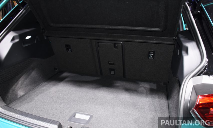 品牌首款量产的纯电动车，Volkswagen ID.3 全球首发 105121