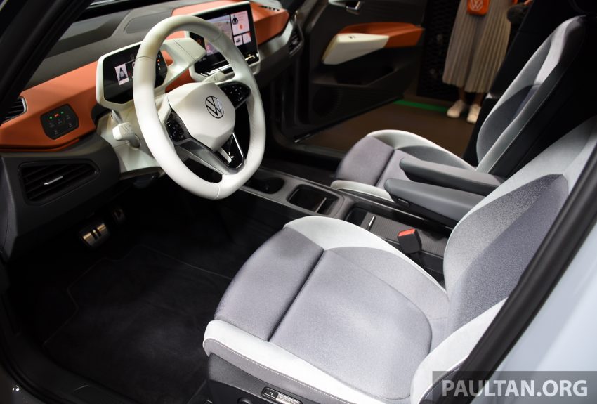 品牌首款量产的纯电动车，Volkswagen ID.3 全球首发 105135
