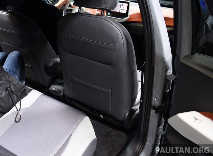品牌首款量产的纯电动车，Volkswagen ID.3 全球首发 105144
