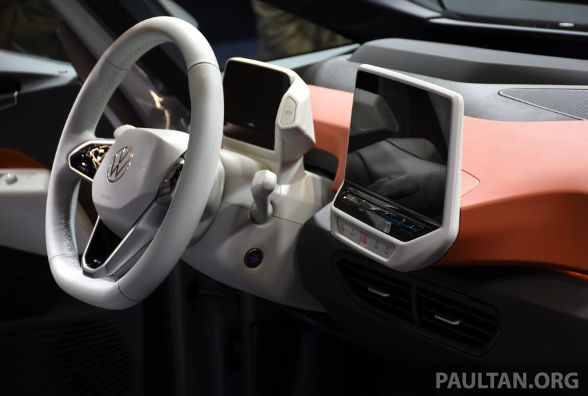 品牌首款量产的纯电动车，Volkswagen ID.3 全球首发 105145