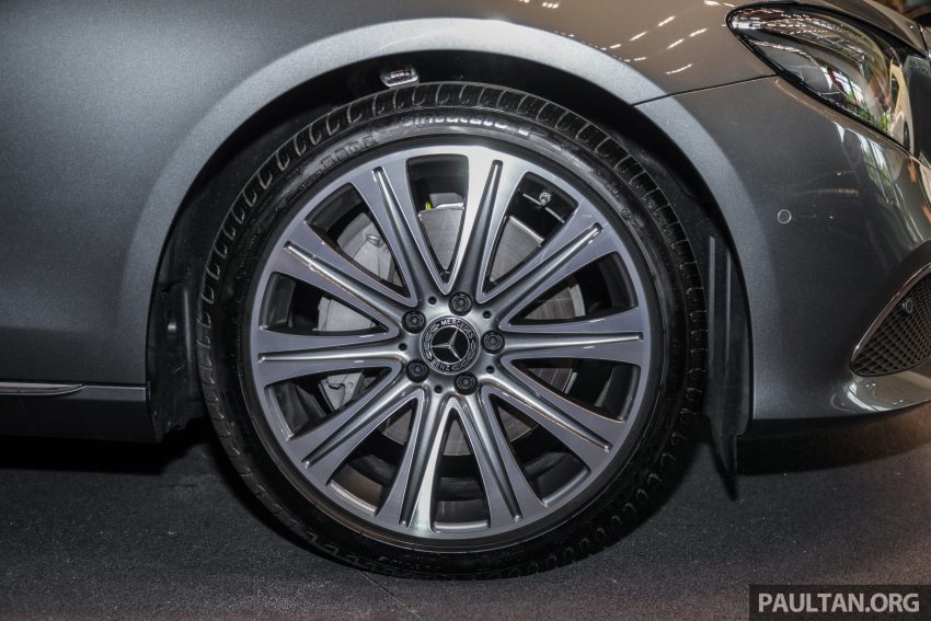 新车实拍：Mercedes-Benz E 300 Exclusive，售价38万 107111
