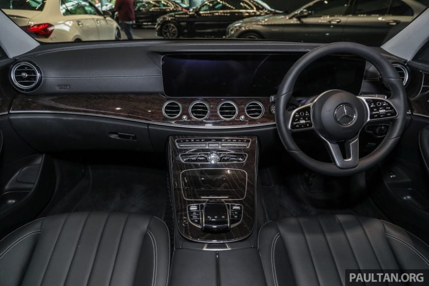 新车实拍：Mercedes-Benz E 300 Exclusive，售价38万 107126