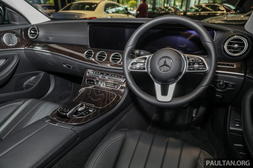 新车实拍：Mercedes-Benz E 300 Exclusive，售价38万 107142