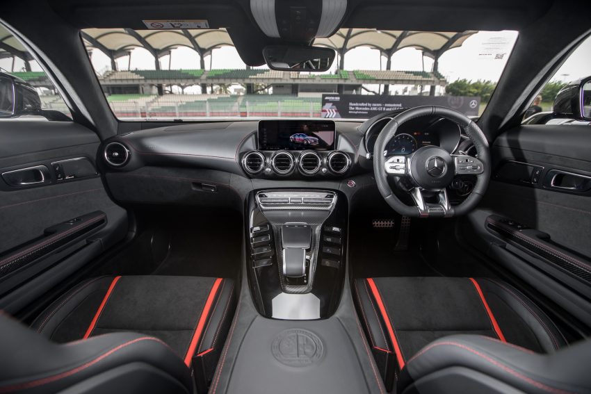 Mercedes-AMG GT C & GT R 小改款上市，155万令吉起 108352