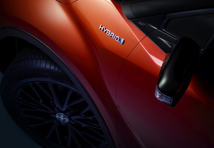 Toyota C-HR 小改款在欧洲面世，加入全新 Hybrid 系统 107181