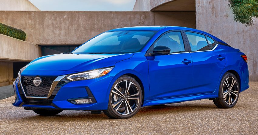 全新大改款 Nissan Sentra 洛杉矶车展亮相，配备比中国版 Sylphy 还要丰富，换装2.0升引擎，明年开始在北美交付 111359
