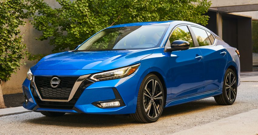 全新大改款 Nissan Sentra 洛杉矶车展亮相，配备比中国版 Sylphy 还要丰富，换装2.0升引擎，明年开始在北美交付 111361