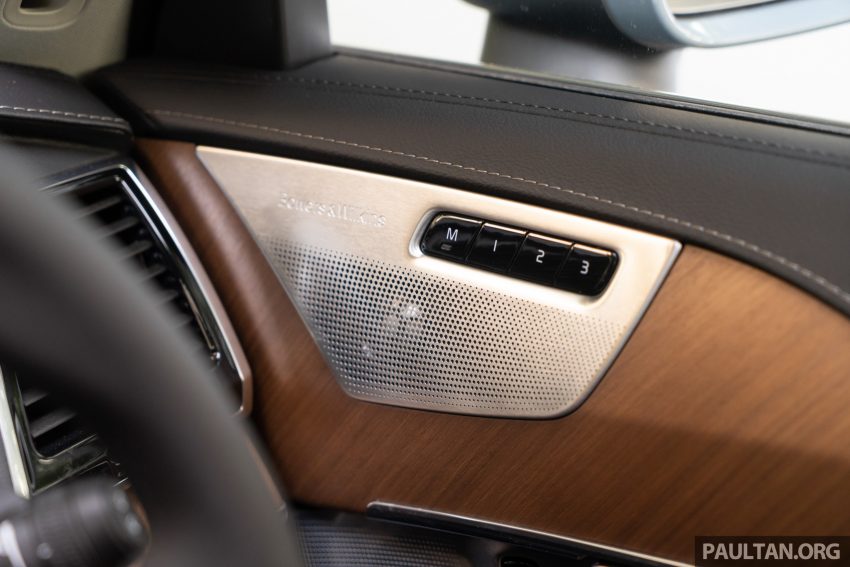 Volvo XC90 小改款登陆本地市场，三等级售价37.4万起 110719