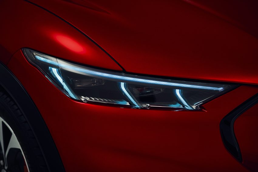 奔向纯电 SUV 时代的野马，Ford Mustang Mach-E 登场 111137