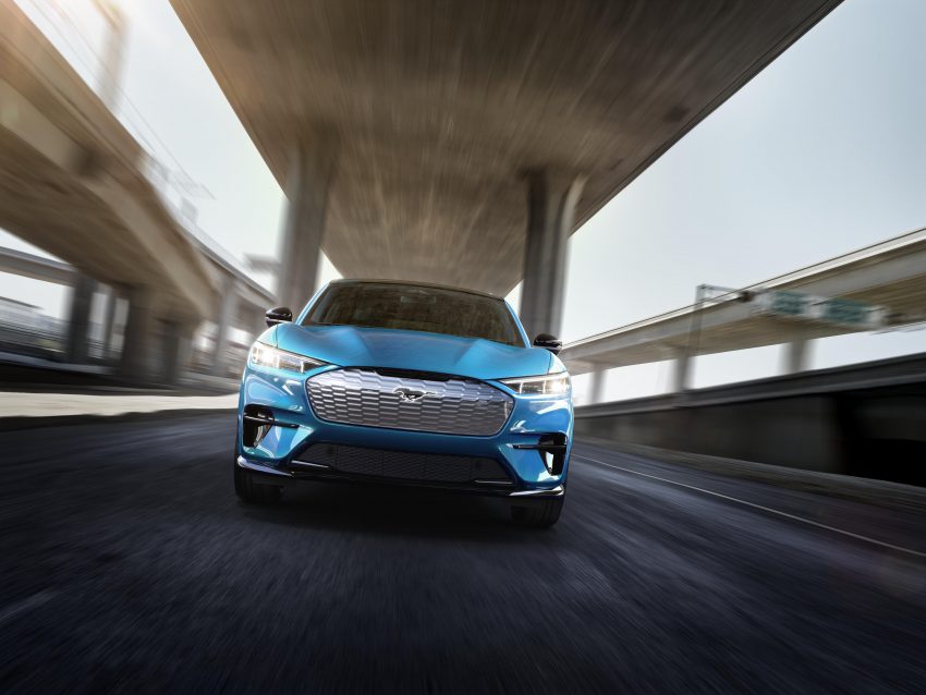 奔向纯电 SUV 时代的野马，Ford Mustang Mach-E 登场 111109