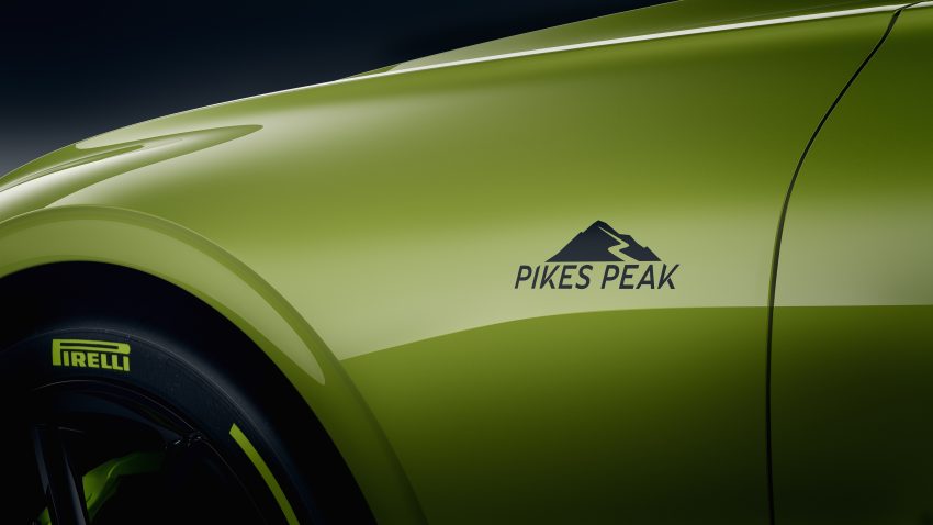 为庆祝刷新 Pikes Peak 国际爬坡赛纪录，Bentley 推出特别限量版的 Continental GT，全球只有15辆！3.7秒破百！ 112530