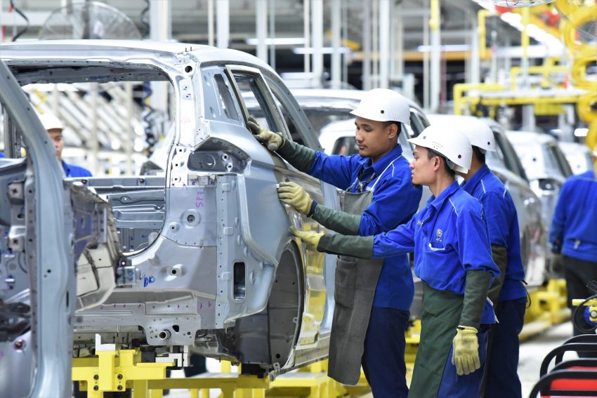首辆 2020 Proton X70 CKD 于Tanjung Malim正式下线 113315
