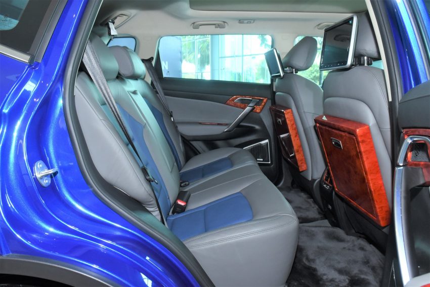 宝腾为雪州苏丹的胞弟东姑苏莱曼客制专属的 Proton X70 115523