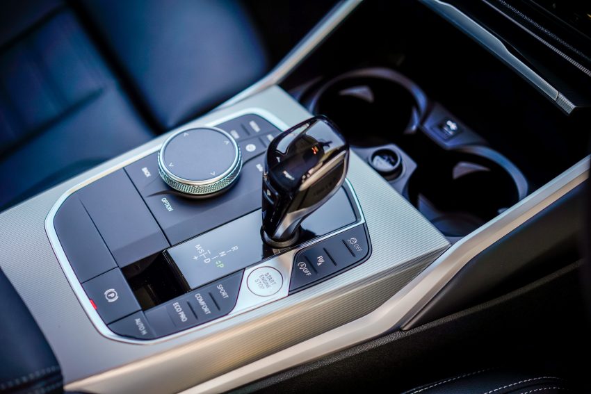 入门级 BMW 320i 本地上市，184hp/300Nm，要价24.4万 114424