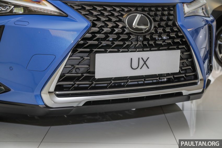 Lexus UX 200本地开放预订，三个等级价格从24.4万起 116272