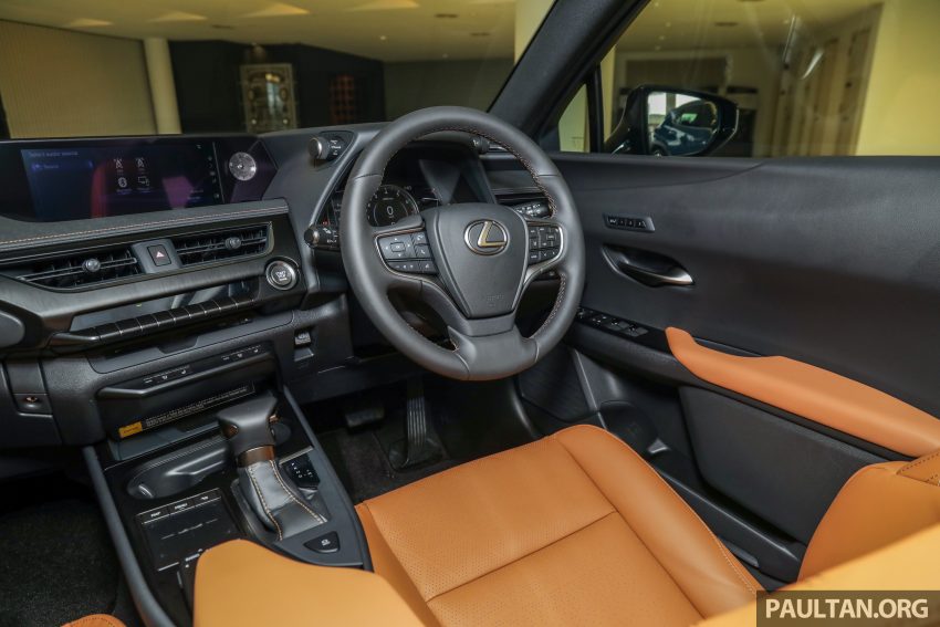 Lexus UX 200本地开放预订，三个等级价格从24.4万起 116351
