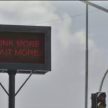 越鸣笛等越久！孟买交警出奇招推“惩罚交通灯”治恶习奏效