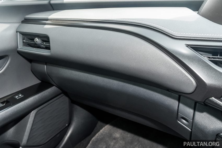 Lexus UX 本地正式面市，三个等级价格从RM244K起跳 117745