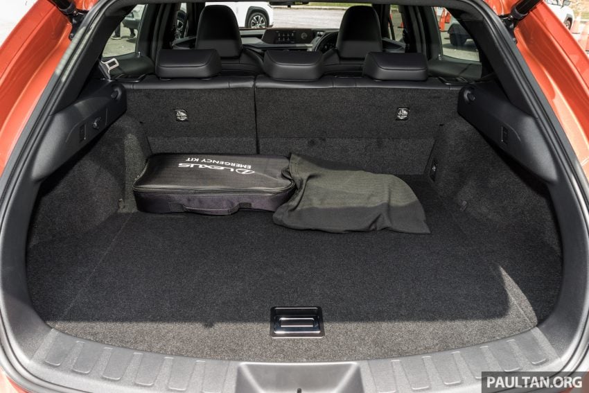 Lexus UX 本地正式面市，三个等级价格从RM244K起跳 117765