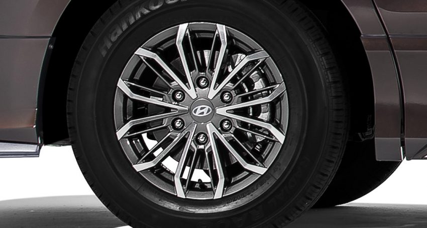 Hyundai Grand Starex 二等级获更新配备, 售价16.4万起 121140