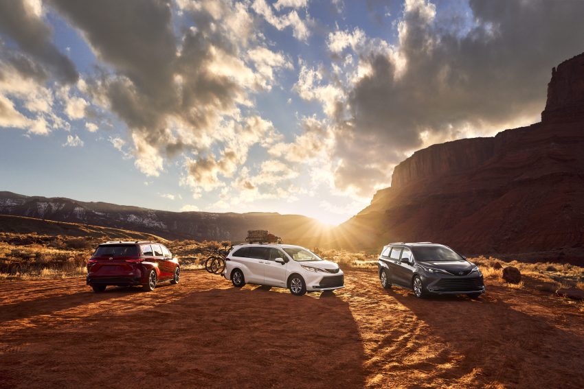 全新 2021 Toyota Sienna 正式发布，有运动版可选！搭载 2.5L Dynamic Force 引擎混动系统，内建吸尘机和冰箱 122150