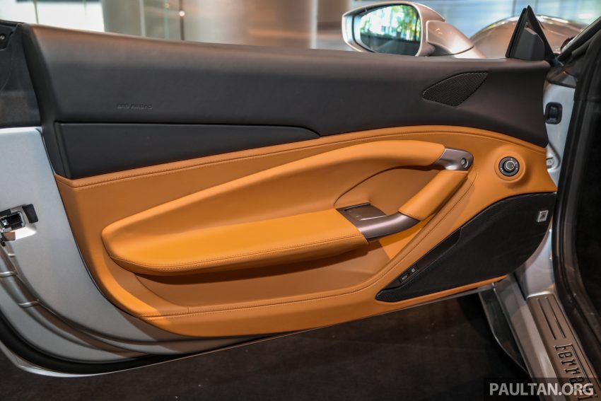 敞篷版 Ferrari F8 Spider 登陆大马，不含税售RM1.18m起 121652