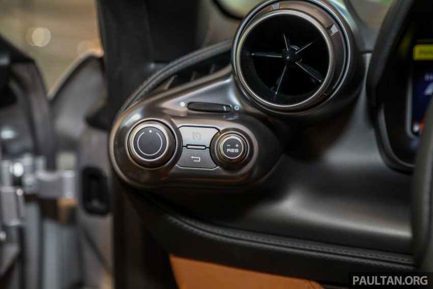 敞篷版 Ferrari F8 Spider 登陆大马，不含税售RM1.18m起 121642