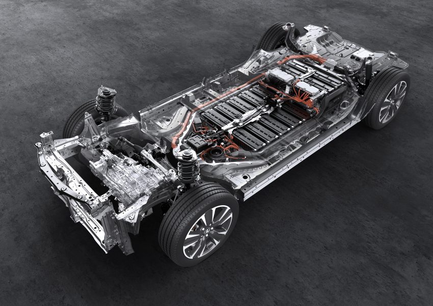 对自家技术极具信心, Lexus UX 300e 电池享百万公里保固 121227