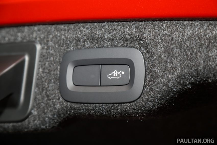 2020 Volvo S60 T8 CKD 正式发布，价格不变售RM296k 121862