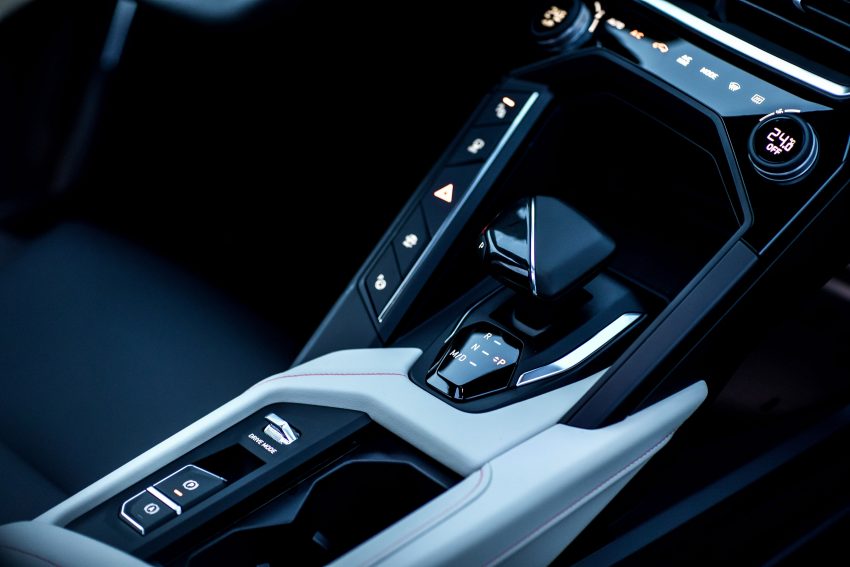 瑞中混血儿！全新紧凑型SUV，2020 Lynk & Co 06 亮相 126067