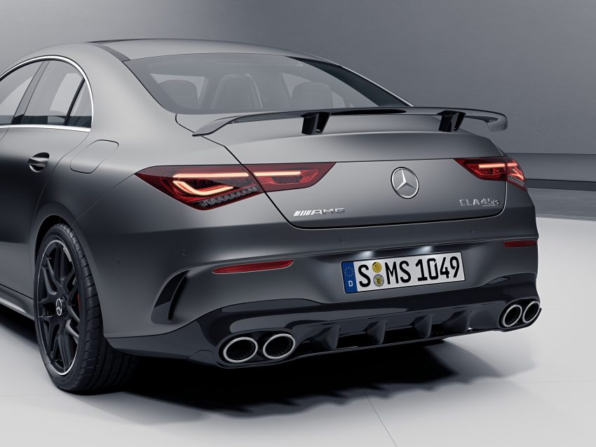 Mercedes-AMG 为 CLA 35／45 推出空气动力学选装包 124314