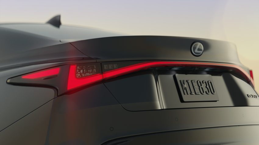 2021 Lexus IS 正式亮相！提供三种动力选项，外表更张扬 124526