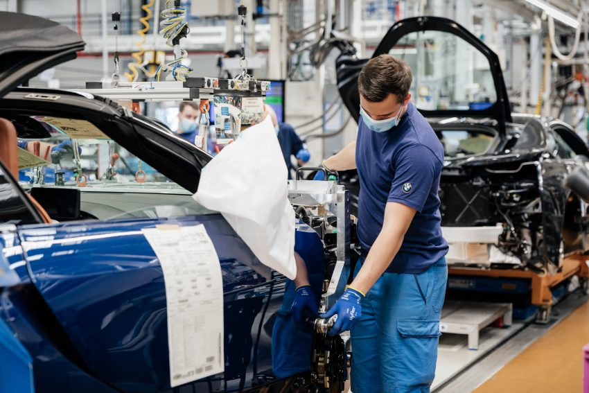 最后的告别！BMW i8 以18台特殊纯手工涂装版本谢幕 126255