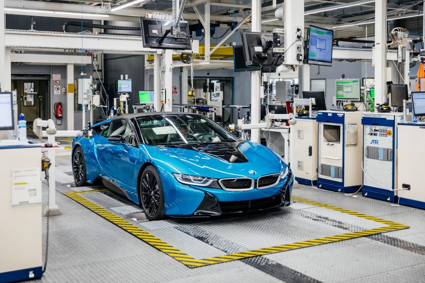 最后的告别！BMW i8 以18台特殊纯手工涂装版本谢幕 126235