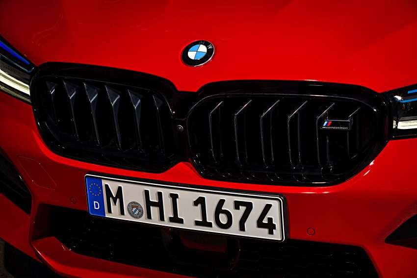 小改款 BMW M5 F90 欧洲面世, E63 最强对手也来筹热闹 125350