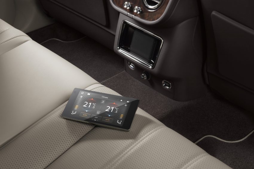 Bentley Bentayga 小改款面世，外型更精致、内装更奢华 126928