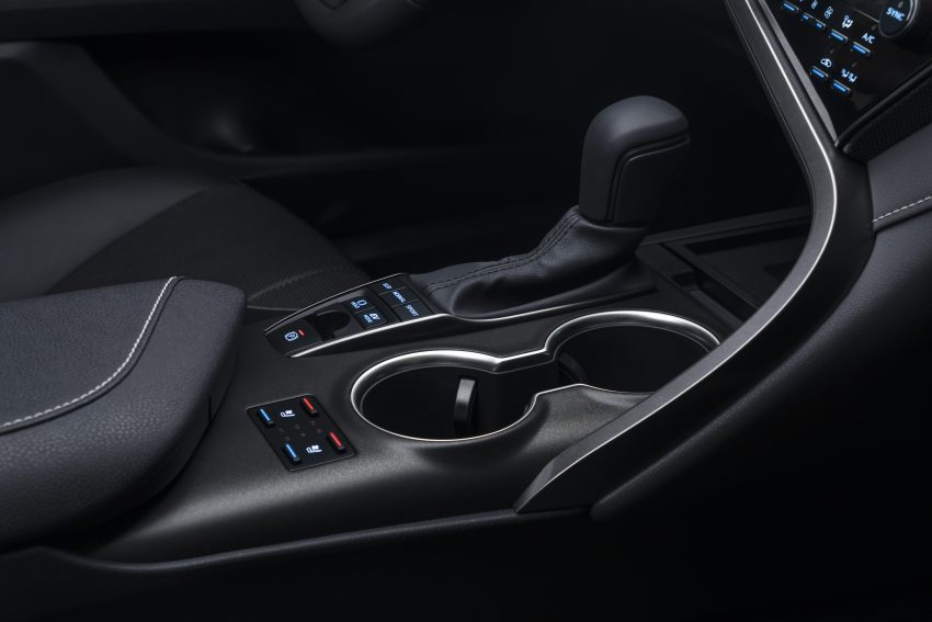 2021 Toyota Camry 小改款于美国登场，全系标配最新版 Toyota Safety Sense 2.5+ 驾驶辅助系统，具自动超车功能 128284