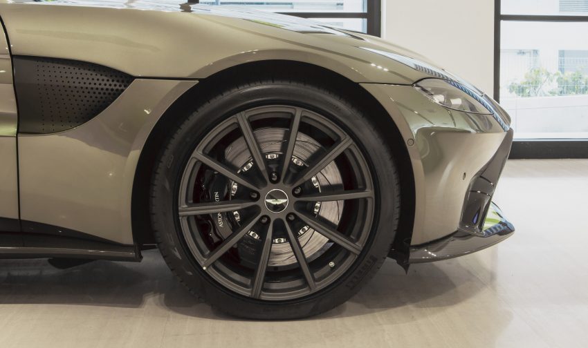 只有一辆! Aston Martin Vantage AMR Malaysia 现身本地 127742