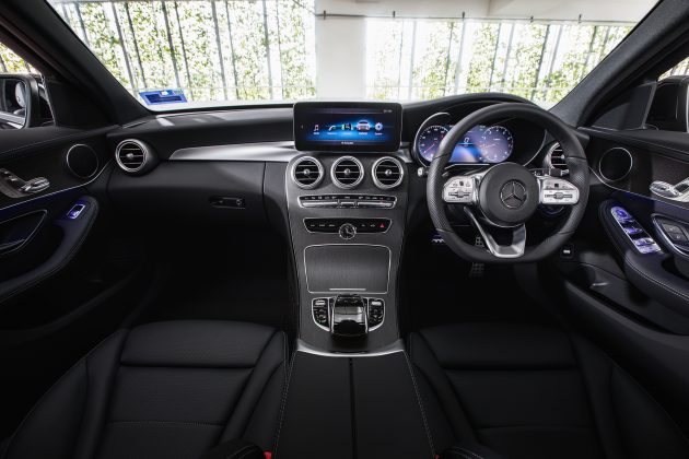Mercedes-Benz C200 AMG Line 上市, 免税售价25.1万