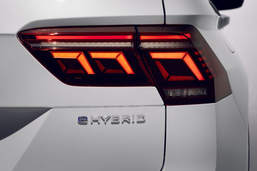 2020 Volkswagen Tiguan 小改款官图正式发布，配备更丰富，新增 eHybrid 插电式油电混动版，以及“R”性能版车型 126803