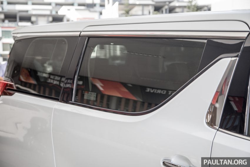 采用原厂套件改装, Toyota Alphard 改头换面成 Lexus LM 128233