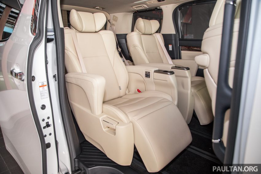 采用原厂套件改装, Toyota Alphard 改头换面成 Lexus LM 128260