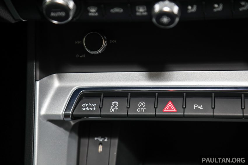 新车实拍: Audi Q3 Sportback 2.0 TFSI quattro, 售价30万 132454